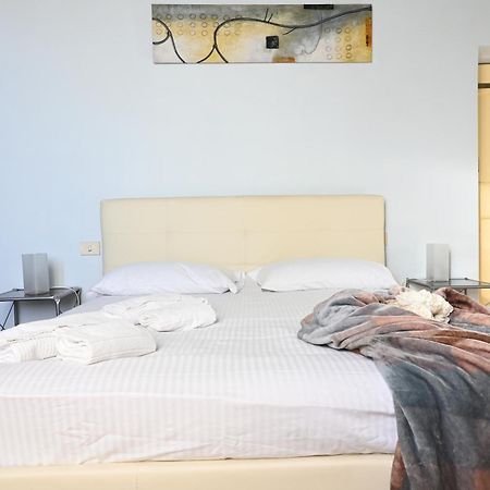 Inn Pisa Rentals 2- San Francesco Flat Esterno foto